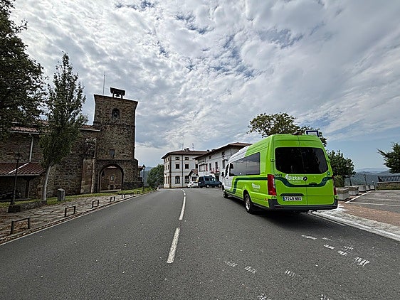 Urdaibai acoge la primera prueba de su futuro Bizkaibus a demanda