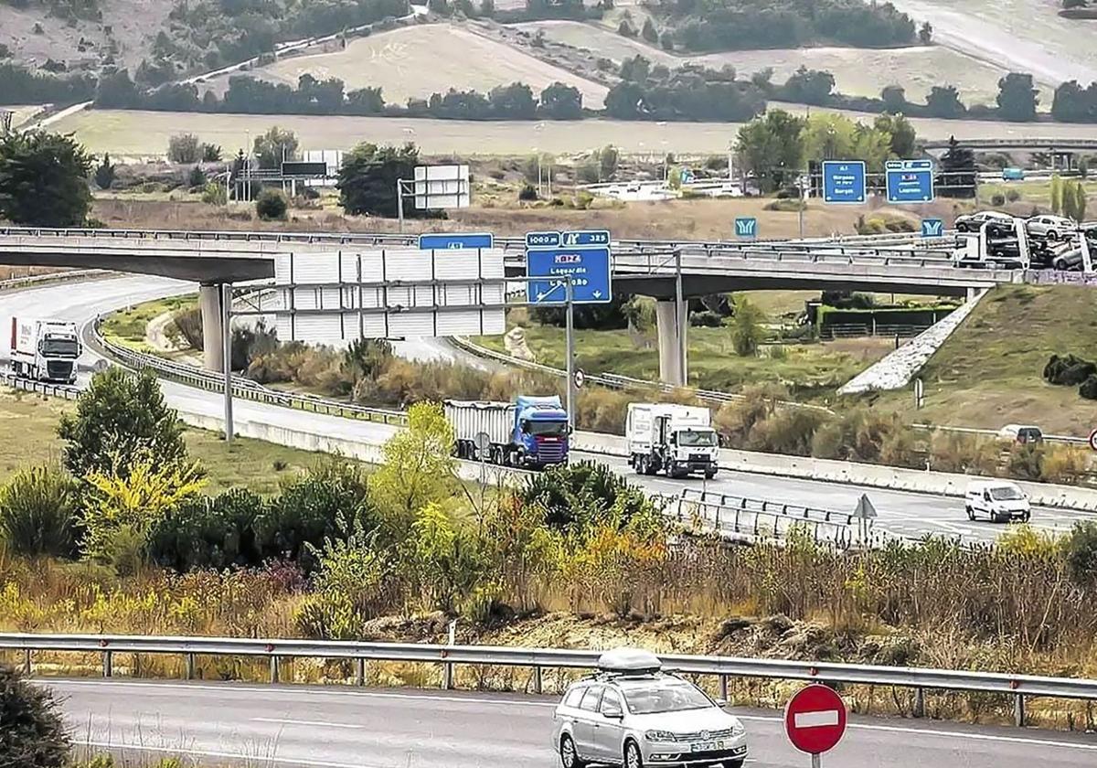 Las obras del enlace de Armiñón obligarán a cortar dos carriles de la A-1 entre hoy y el jueves