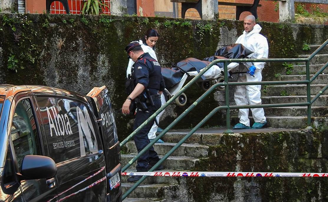 Mata a su hija de 13 años y se suicida tras intentar agredir a su mujer en Bilbao