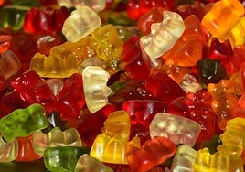 Nueva alerta sanitaria: retiran varios lotes de ositos Haribo por presencia de marihuana
