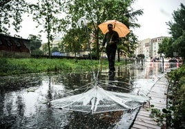 Imagen de la tormenta del viernes en Vitoria.