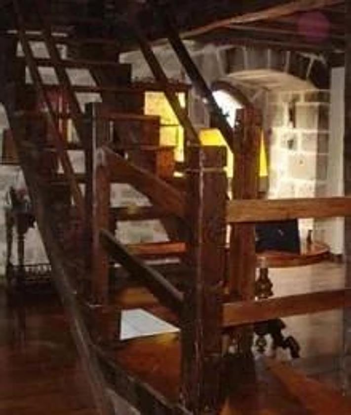 Imagen secundaria 2 - Una pareja de neoyorquinos compra un castillo medieval en las Merindades