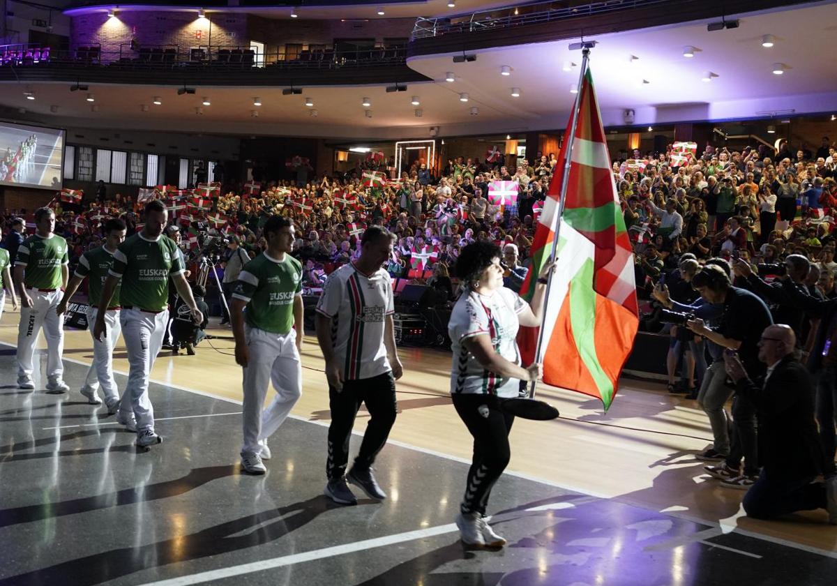 «El deporte construye puentes y no edifica muros»