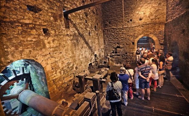 Visita guiada a la ferrería de Cades.