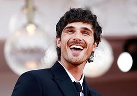 El actor Jacob Elordi, sobre sus orígenes vizcaínos: «Mi abuelo era de Ondarroa y cortaba caña de azúcar con 8 dólares en el bolsillo»