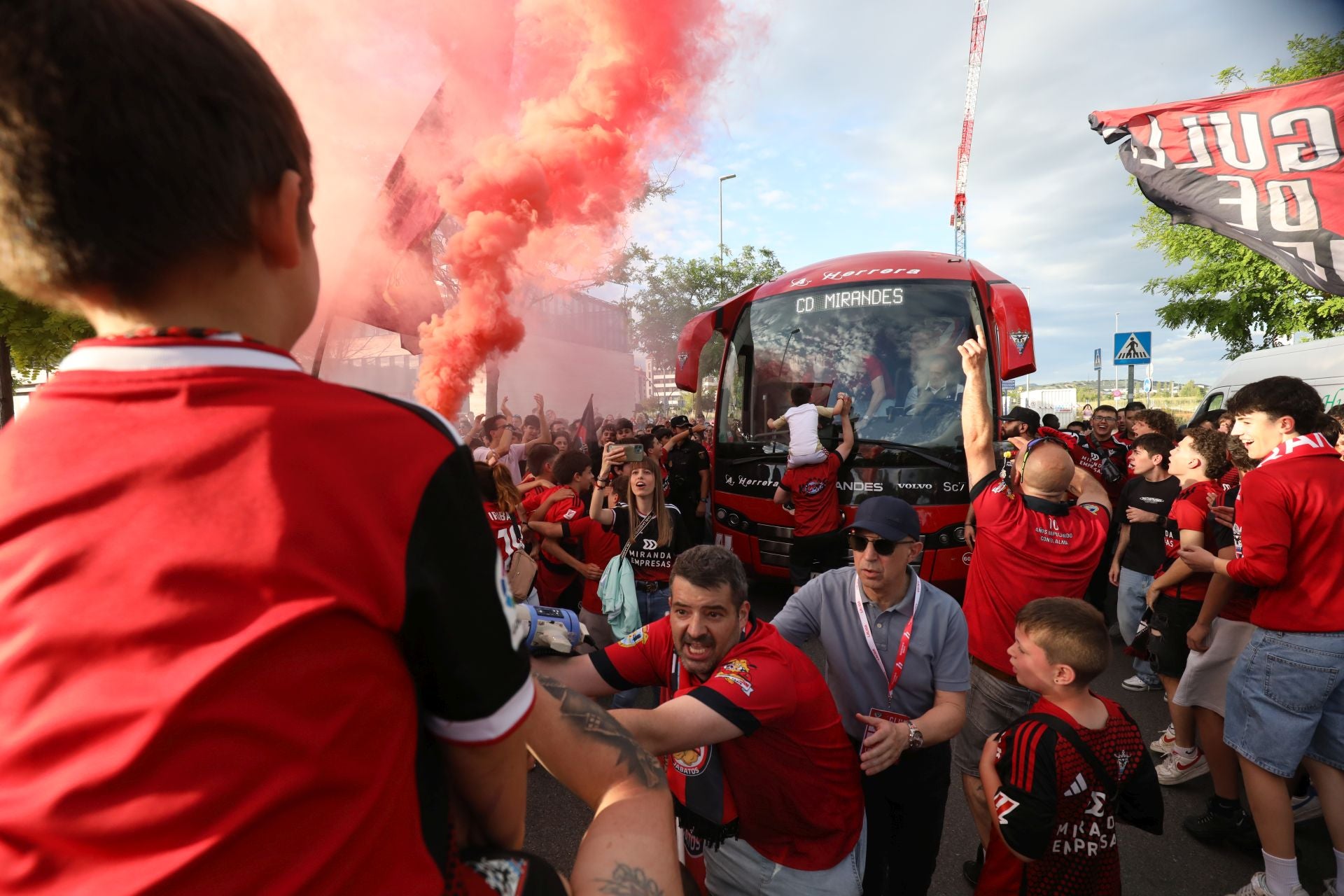 Las imágenes de la fiesta del Mirandés