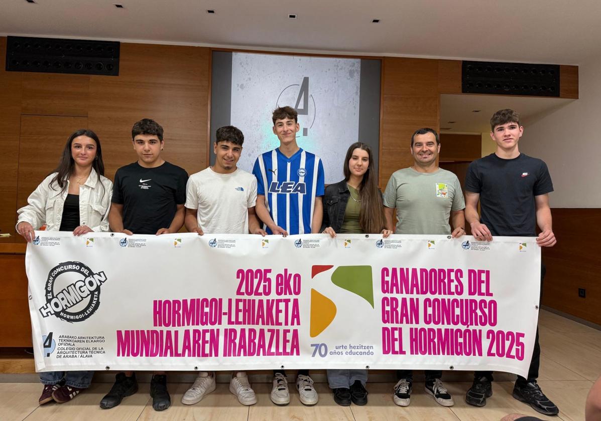 Los ganadores de la primera edición del Gran Concurso del Hormigón en Álava.