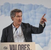 Feijóo se desmarca de Ayuso en la polémica del euskera: «Es una riqueza a preservar»