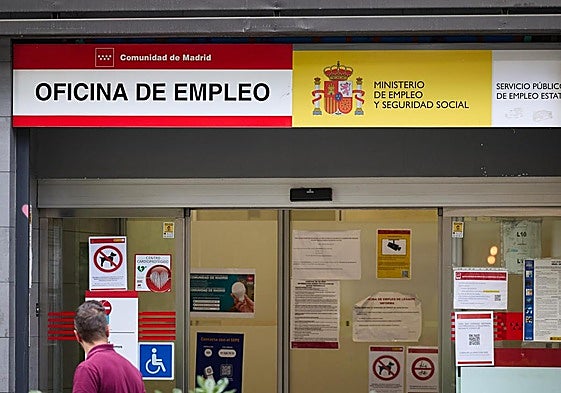 El importante aviso del SEPE: el problema para cobrar del paro si hay vacaciones no disfrutadas