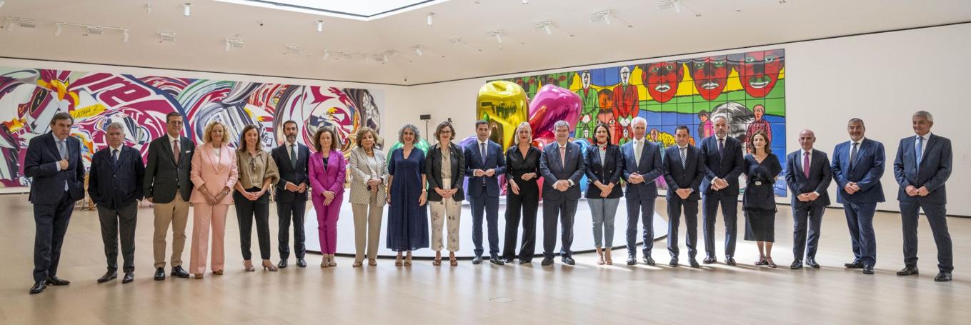 Los asistentes a la reunión del Patronato.