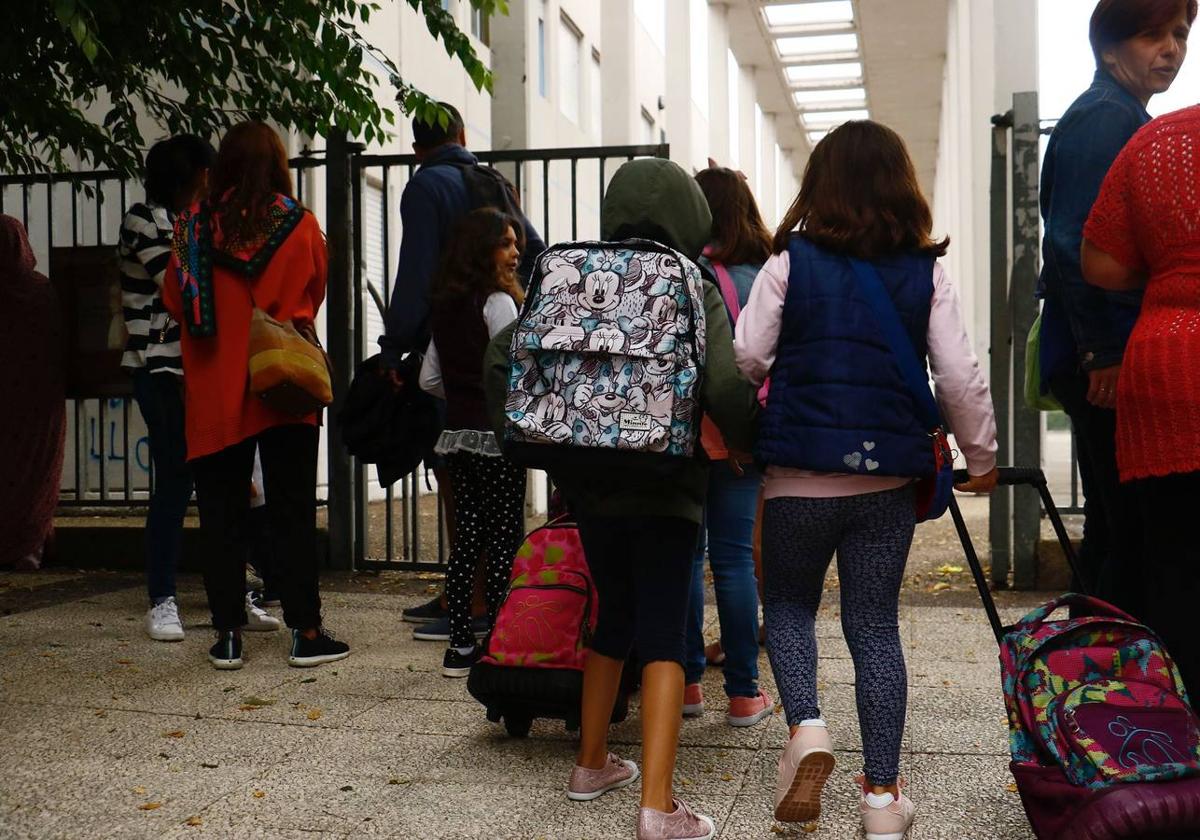 Este curso han llegado 7.600 extranjeros de 95 nacionalidades