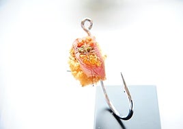 Los dos mejores pintxos de Bizkaia: un bocado de falso nigiri y otro de morcilla y queso