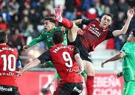 Izeta ha marcado en dos de los tres duelos y se le anuló un gol en el único en el que no vio puerta ante el Racing.