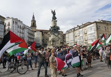 Concentración anterior en favor de Palestina en Vitoria