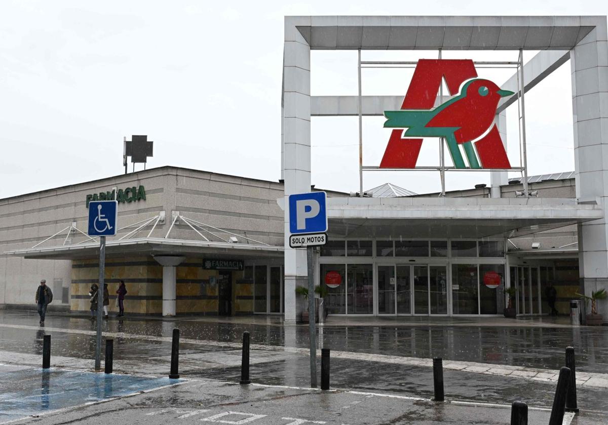 Exterior de un supermercado Alcampo ubicado en Madrid.