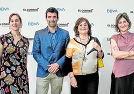 Kontxi Claver, Jakes Agirrezabal, Carmen Manrique, Marta Alonso y Carlos García Buendía.