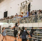 La competición y los equipos tienen carácter mixto.