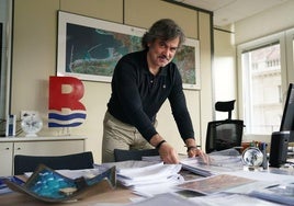 Fran Viñez, en su oficina de la sociedad pública Bilbao Ría 2000.