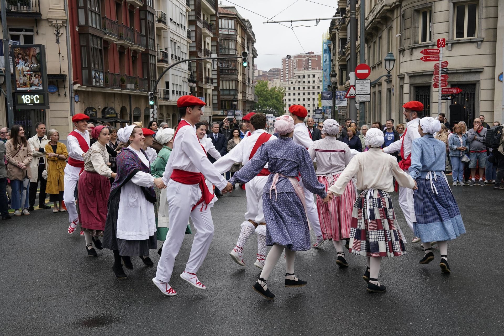 El acto oficial por el 725 aniversario de Bilbao, en imágenes