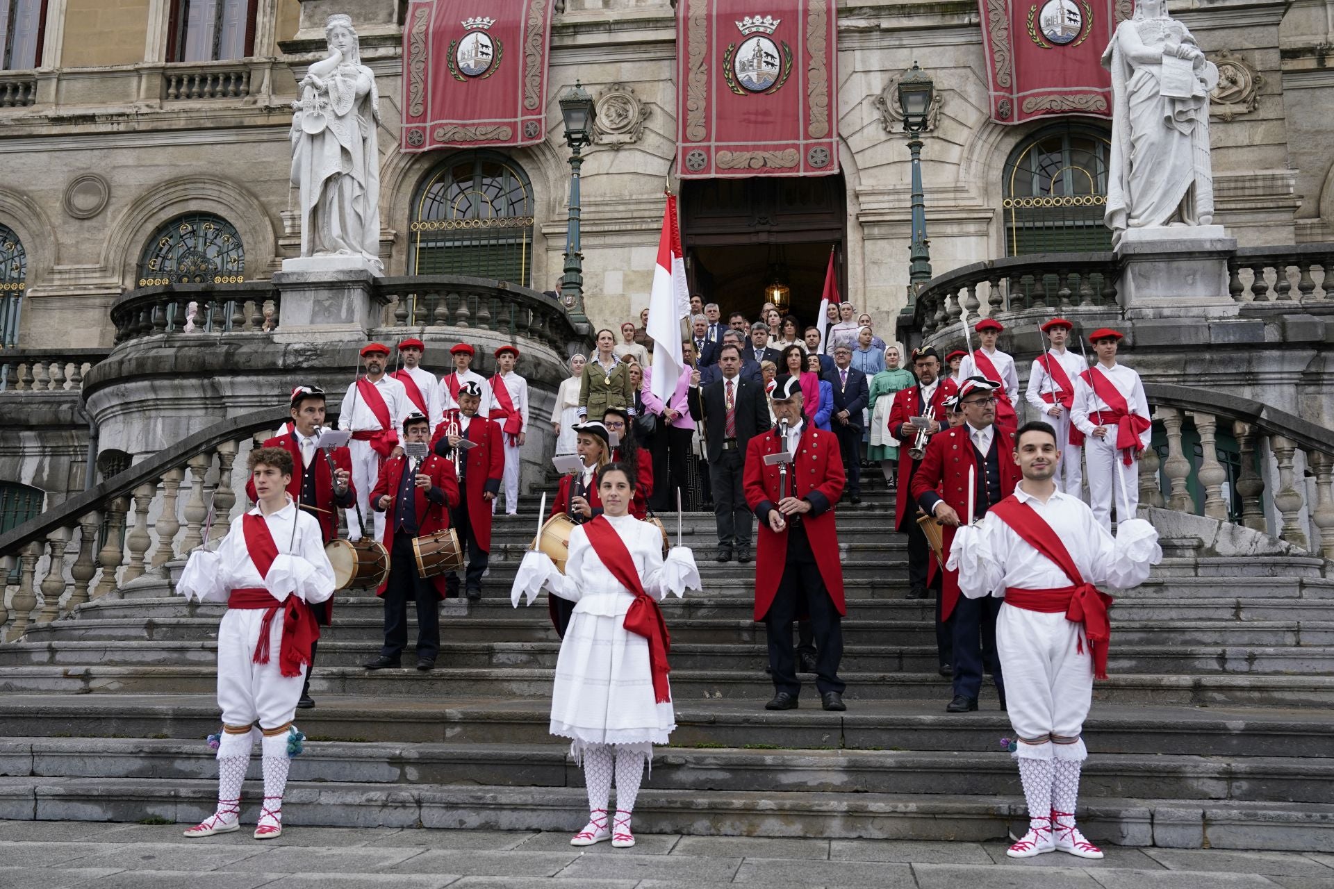 El acto oficial por el 725 aniversario de Bilbao, en imágenes