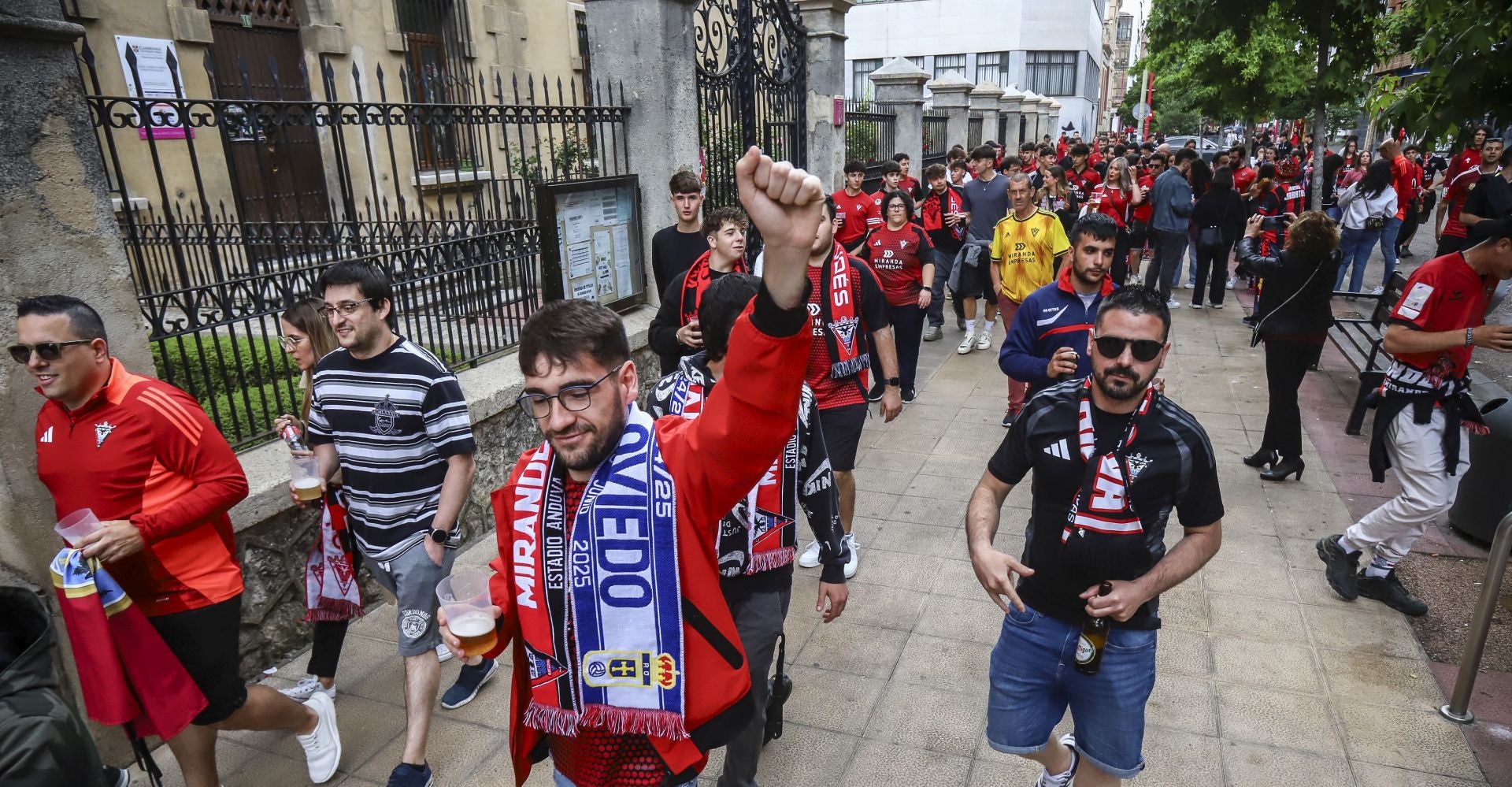 Las imágenes del recibimiento al Mirandés