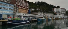 En el muelle Egidazu amarra buena parte de la flota de altura y bajura de Ondarroa.