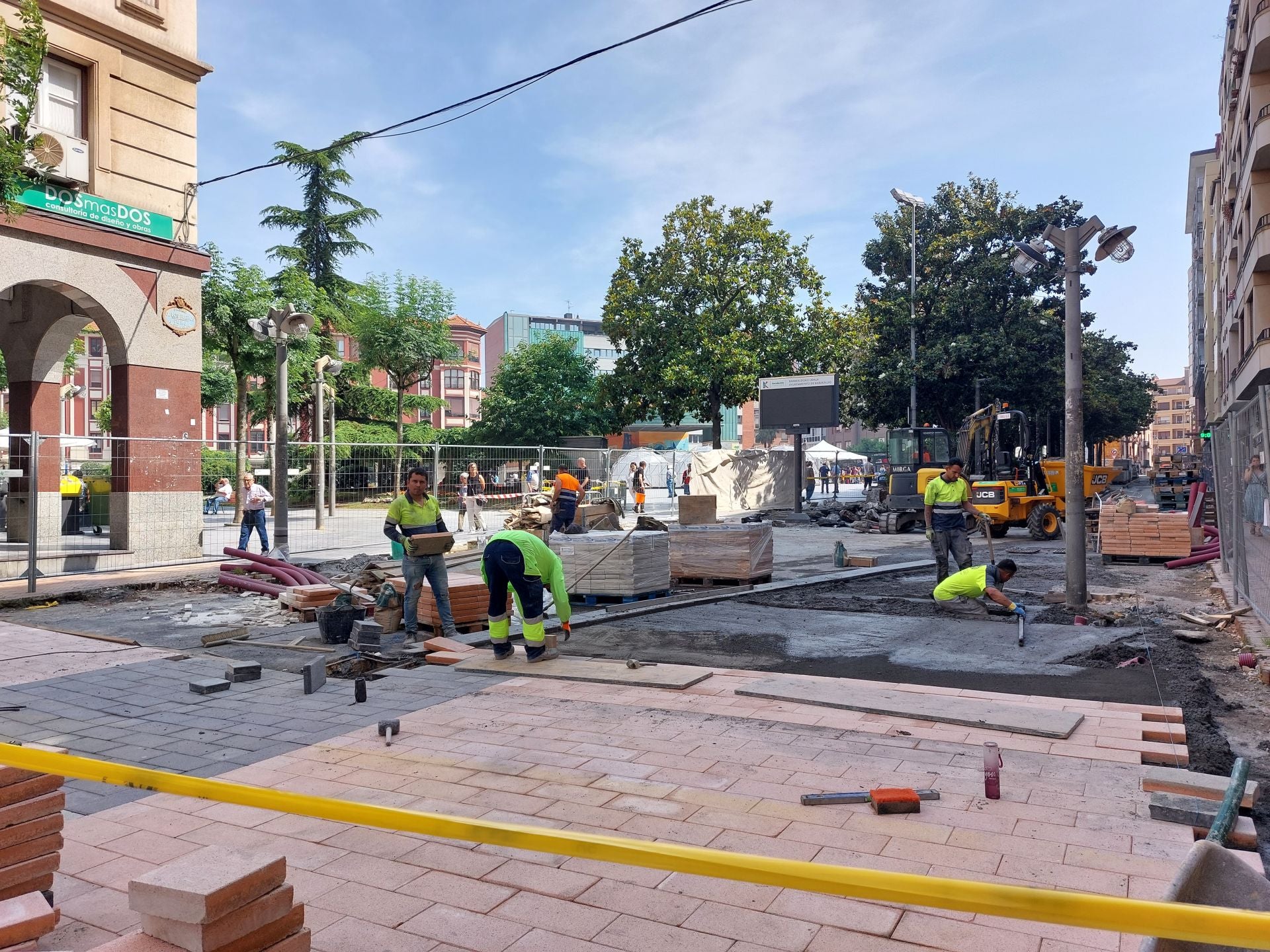 Junto a la Herriko Plaza ha sido eliminado la pasada semana el baño público, que permitirá ampliar la entrada en ese punto.