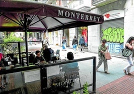 El Monterrey, un clásico de Abando, es uno de los locales que tendrá que cerrar temporalmente.
