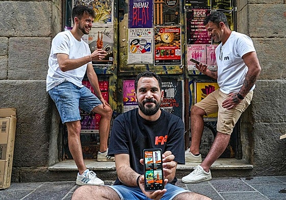 Sergio Armentia, Mathias Giménez y Pau Giménez, fundadores Vam App, 'startup' que permite consultar toda la agenda cultural.