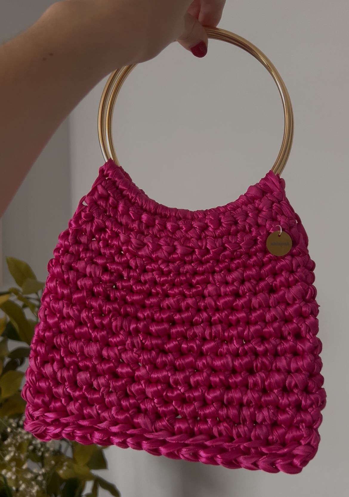 De Villarcayo a Granada: los bolsos coloridos de dos hermanas bilbaínas que triunfan en Instagram