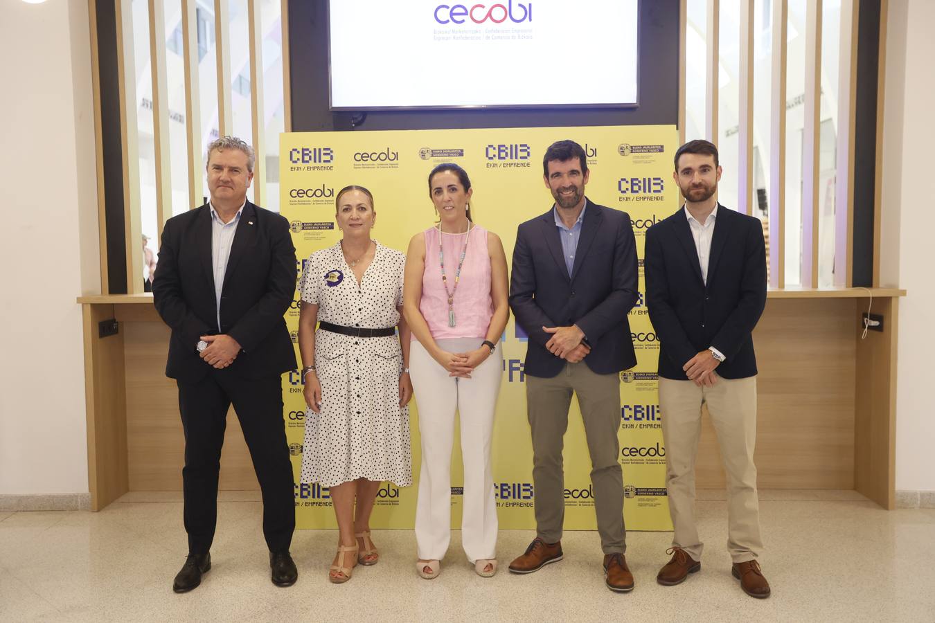 Javier Garcinuño, Isabel Muela, María López Negrete, Jakes Agirrezabal Iribar y Víctor Iriarte.