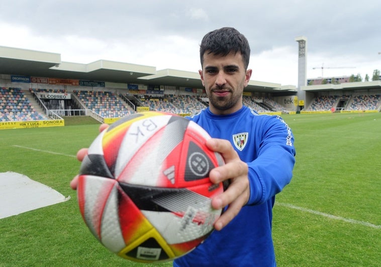 Urki Txoperena sale del Barakaldo tras tres temporadas y media en el club.