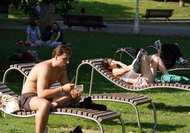 Bizkaia se asa con máximas de hasta 36 grados