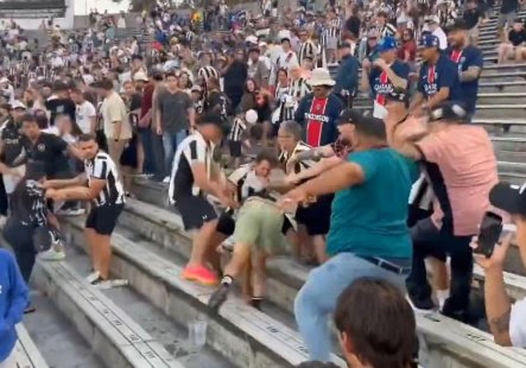 Una pelea en la grada empaña el histórico triunfo del Botafogo ante el PSG en el Mundial