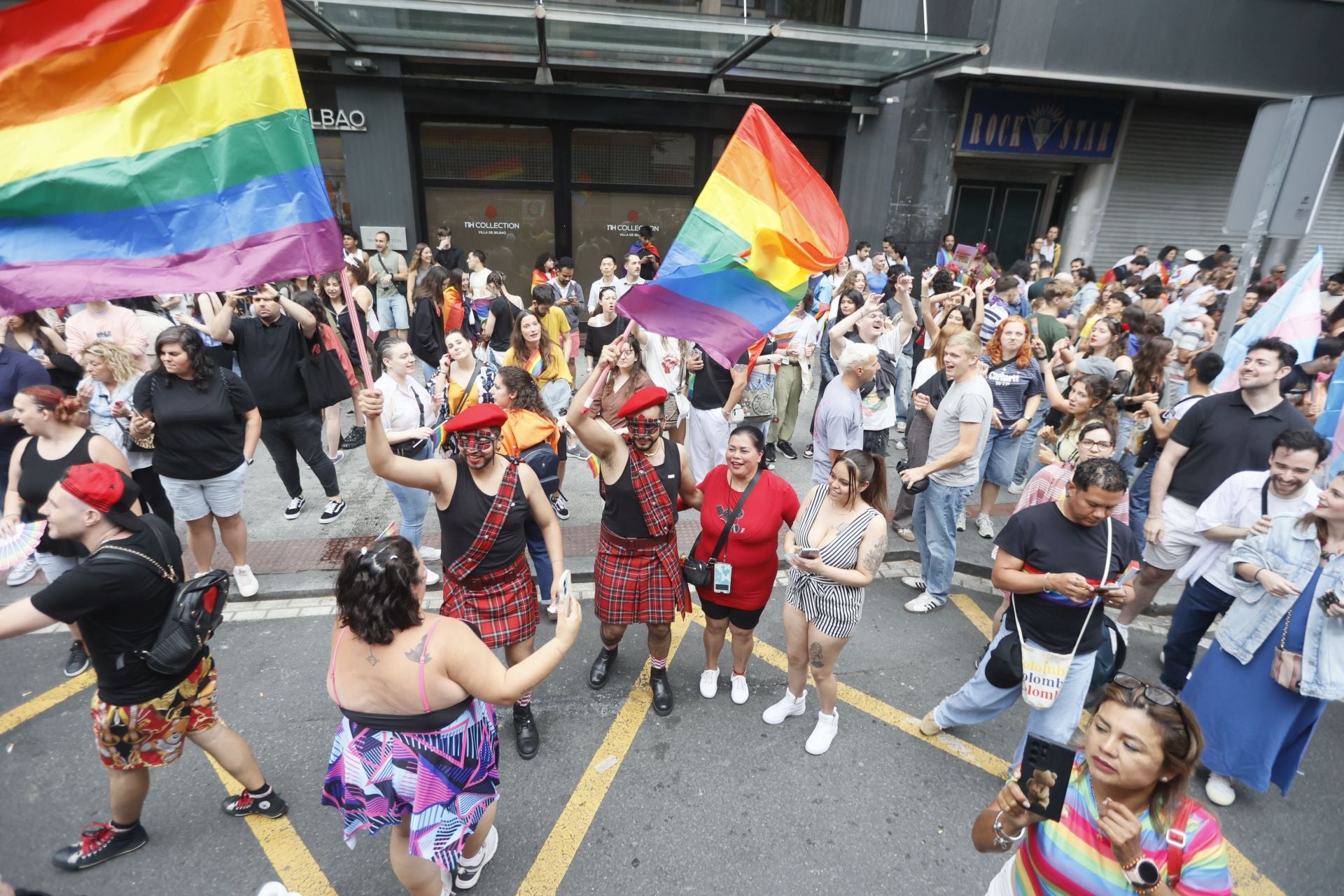 Las mejores imágenes de la marcha del Orgullo en Bilbao