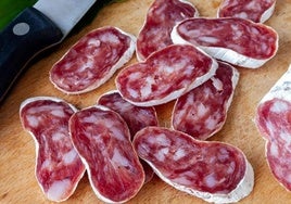 Alerta alimentaria «grave» por la presencia de Salmonella en varios lotes de fuet de dos conocidas marcas