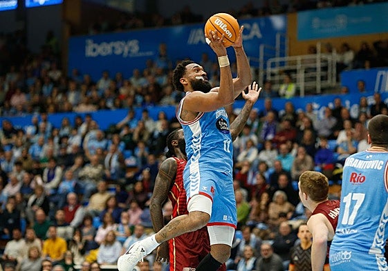 Hilliard hizo una buena temporada con el Breogán.