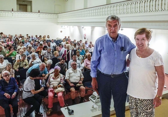 Blanca Aguillo, nueva abadesa de la cofradía de la Virgen Blanca