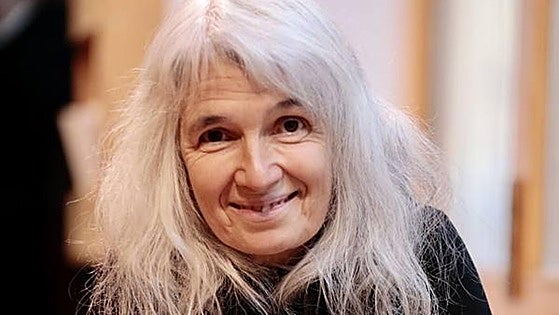 «Lo bueno y lo malo de los libros es que hay que atravesarlos»
