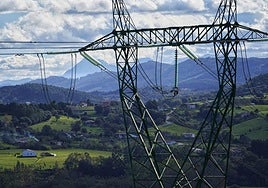 Solaria modifica la línea de alta tensión que cruzará Álava y Bizkaia para reducir su impacto ambiental