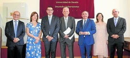 Andoni Eguíluz, Macarena Cuenca, Juan José Etxeberria, Javier López Arístegui, Álvaro de la Rica, Stella Solernou y Vicente Vide