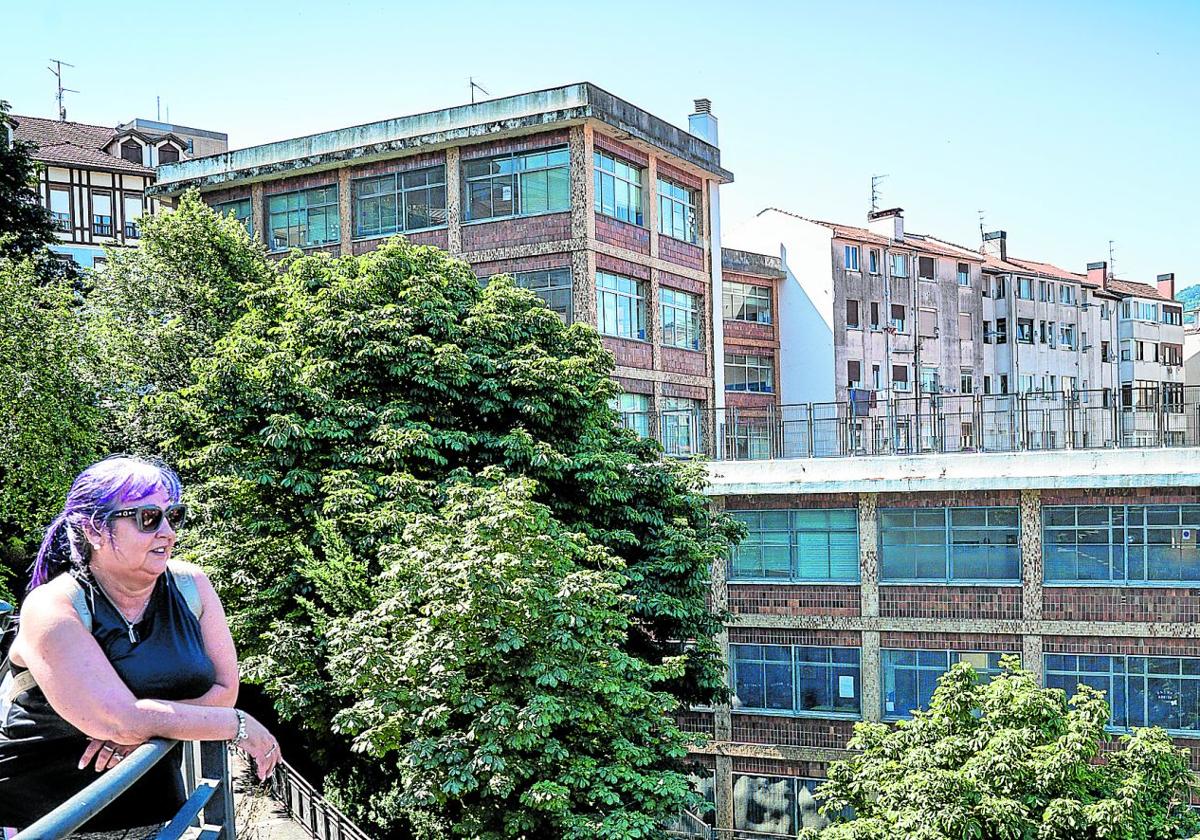 Una vista del antiguo colegio Presentación de María - Hijas de la Cruz de Solokoetxe, en Bilbao.