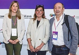 Saray Zárate, María Zabaleta y José Luis España.