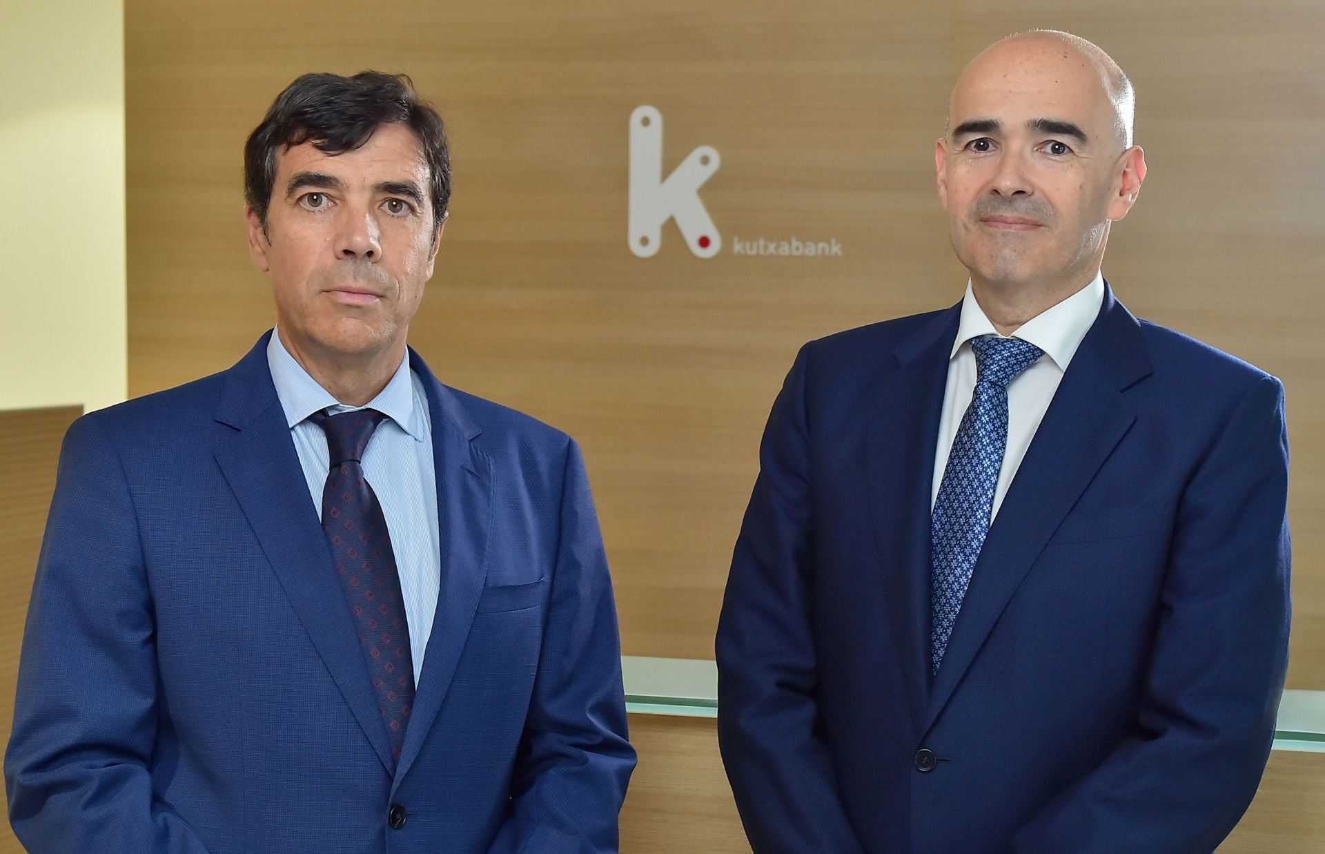El presidente de Kutxabank, Antón Arriola, y el CEO, Eduardo Ruiz de Gordejuela.