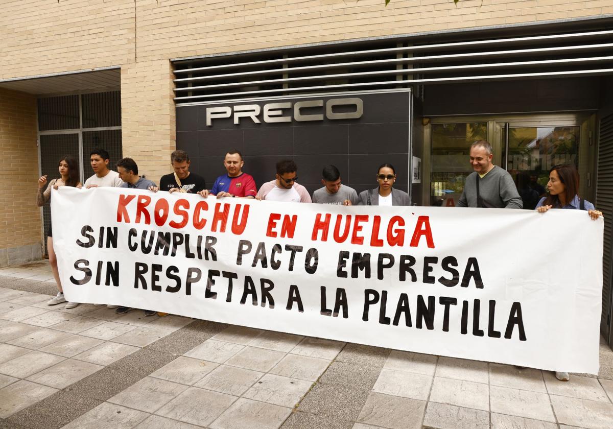 La plantilla se manifiesta frente al PRECO.
