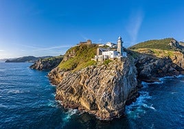 El faro de Santa Catalina, en Lekeitio.