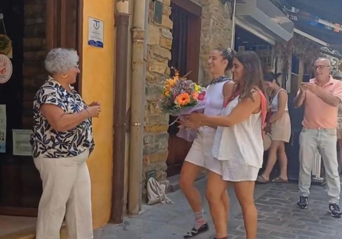 El bonito homenaje de la jugadora del Athletic Ane Campos a su madre recién jubilada