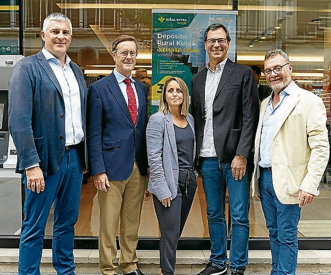 Roberto Delgado, Manu Sendagorta, Marta Fernández, Lorenzo Mendieta y Eduardo Santamarina