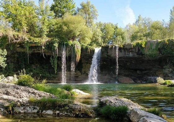 Una cascada de cuento al norte de Burgos