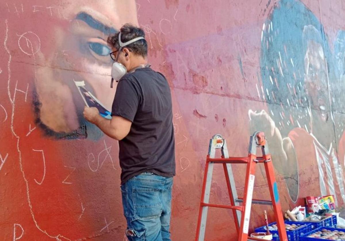 El mensaje de Carlos López, autor del mural de Barakaldo, a Nico tras la renovación: «Los valientes escogen el camino difícil»